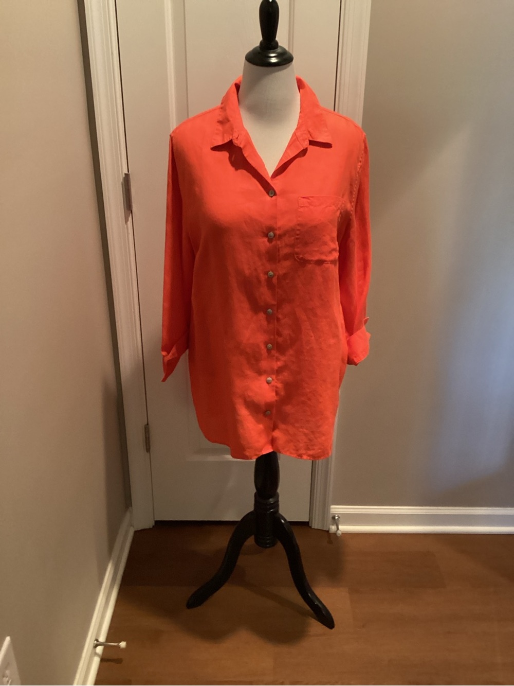 Chico's Coral No Iron Linen Button-Up Tunic